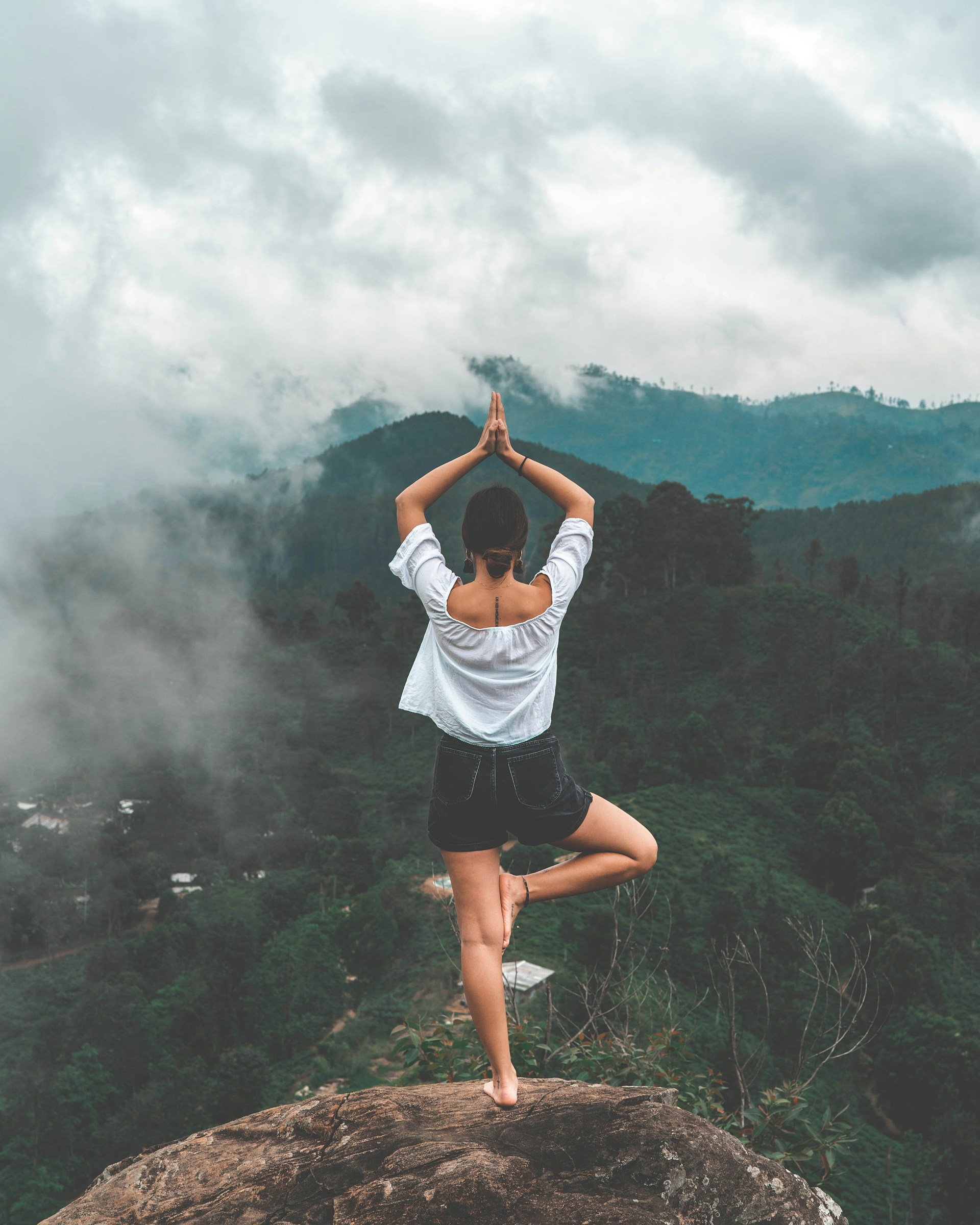 Best Yoga Retreats in the World: From Budget Ashrams to Luxury Escapes ...